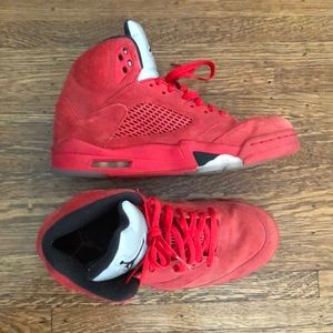 Men’s Jordan 5 Retro Red Suede Size 9 Sneakers
